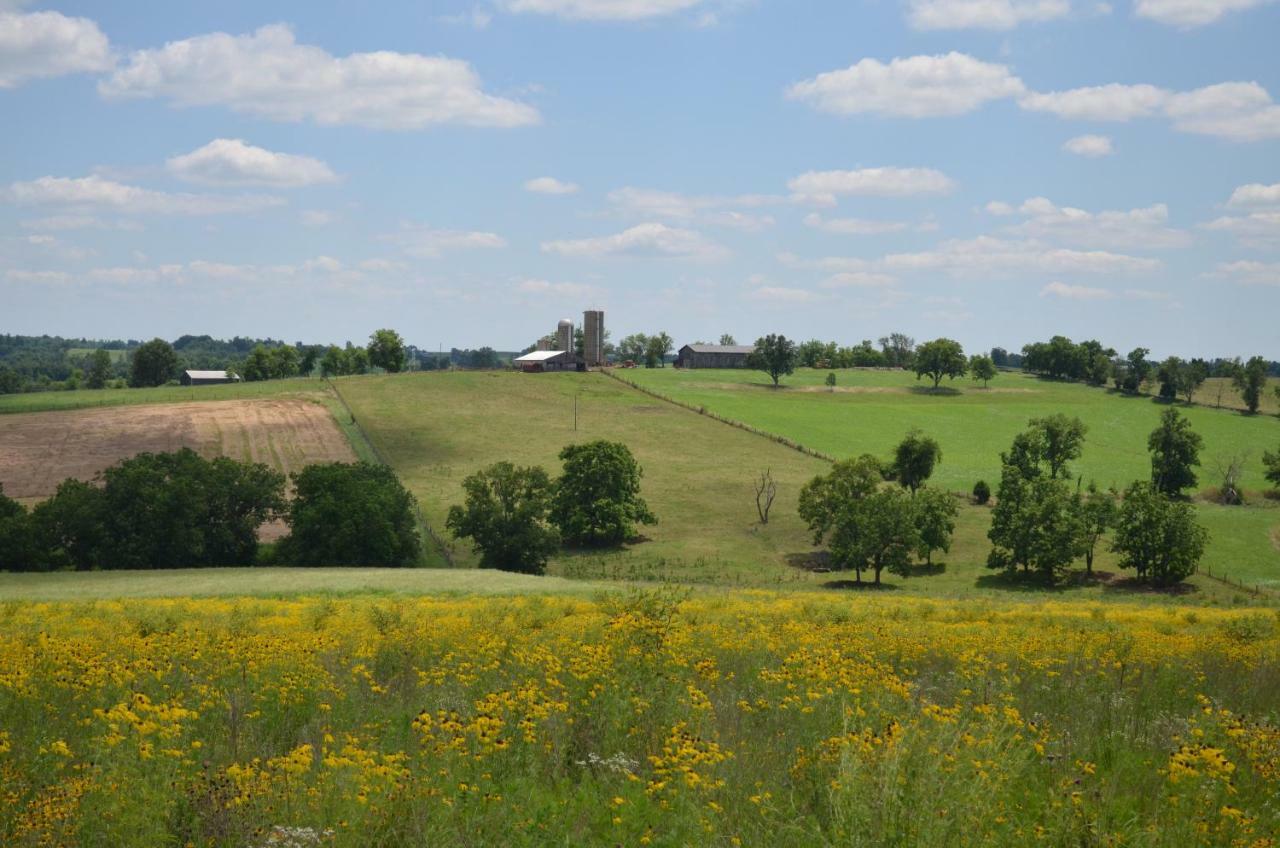 Shaker Village Of Pleasant Hill Harrodsburg Exterior photo