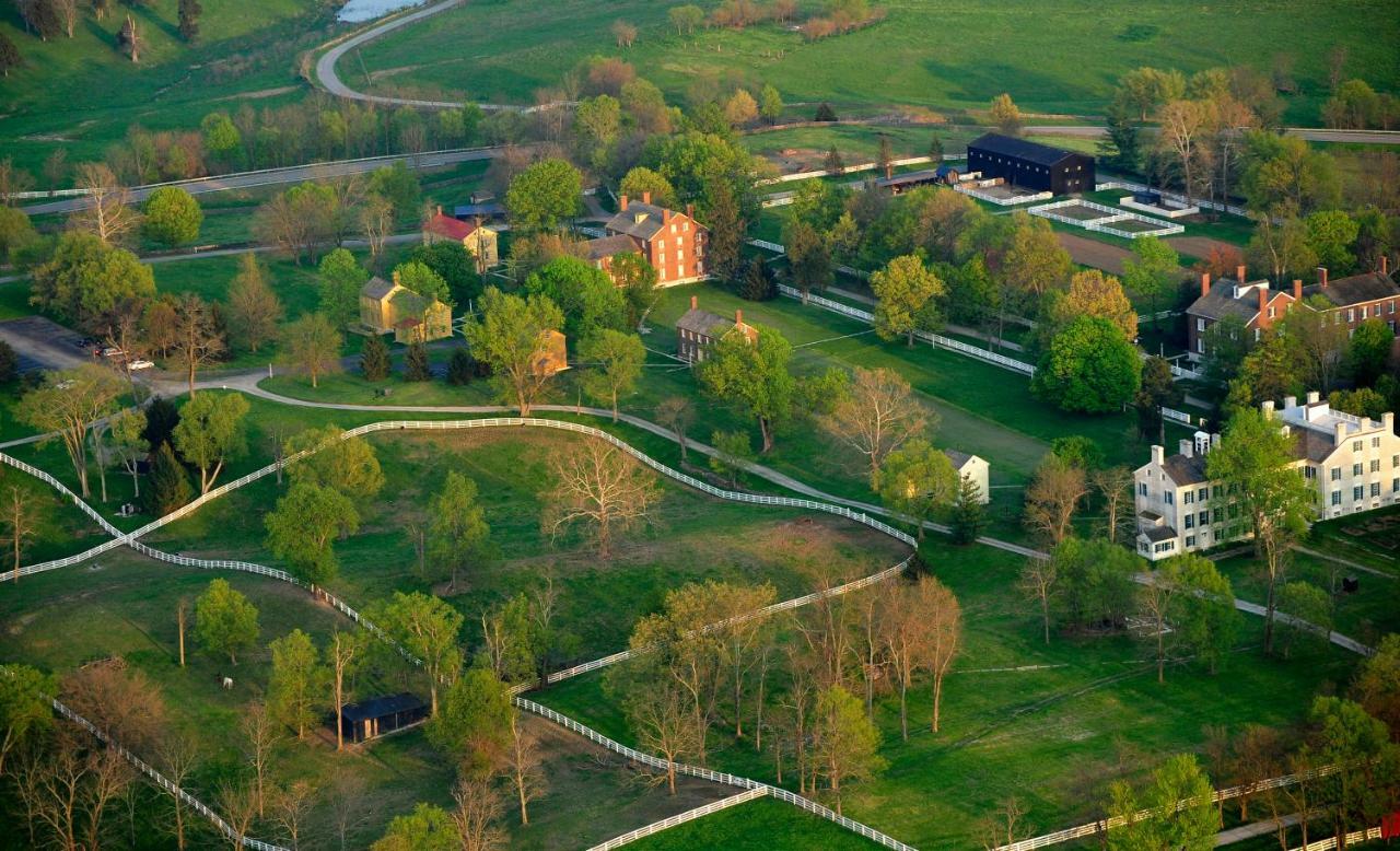 Shaker Village Of Pleasant Hill Harrodsburg Exterior photo